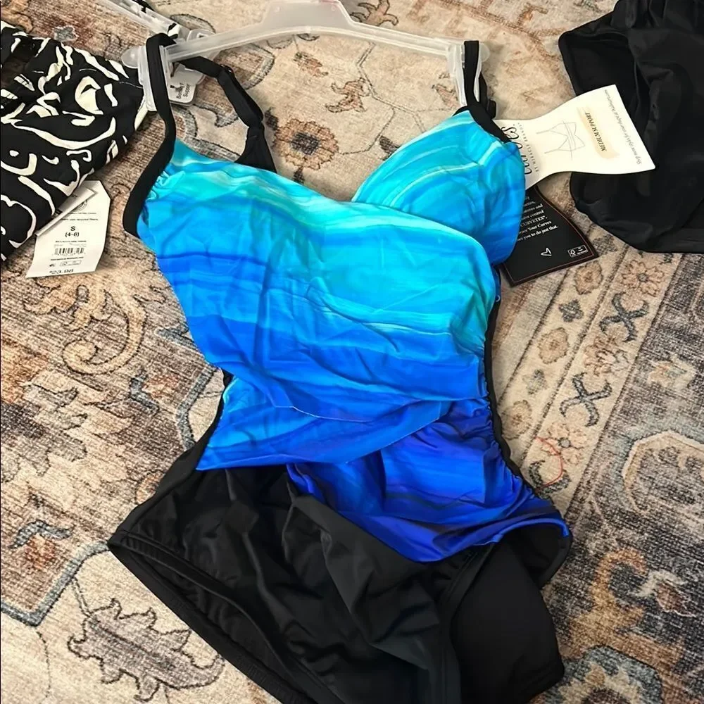 Lot of 4 swim suits size S